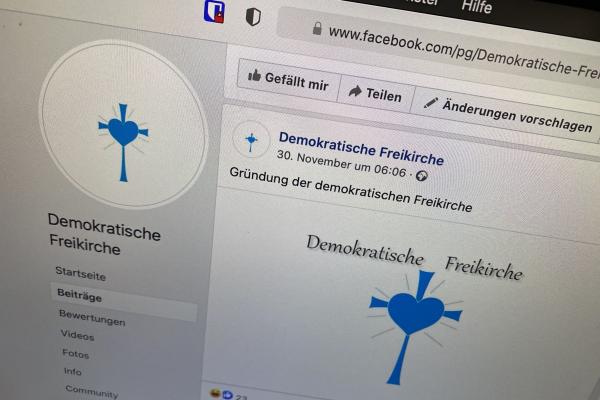 Bilschirmfoto Facebook mit Emblem Demokratische Freikirche