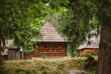 Bauernhaus-Blockhütte